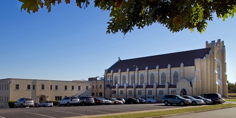 Spanish World School - Grand campus